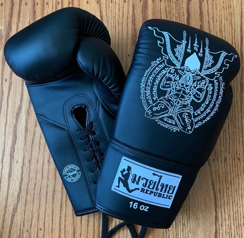 Muay Thai Republic Nak Muay Forever 16oz Gloves